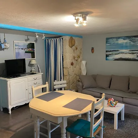 Avec Piscine Chez Vero *
