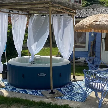 Διαμέρισμα Avec Piscine Chez Vero *